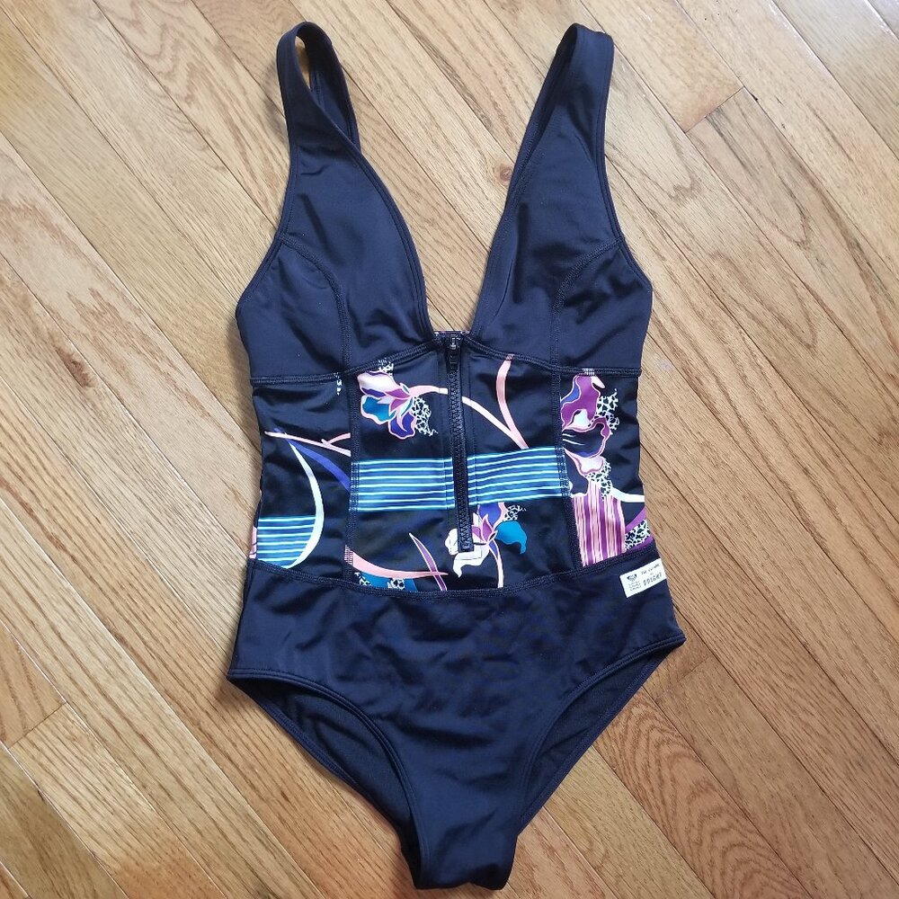 ROXY one-piece swimsuit XS/6